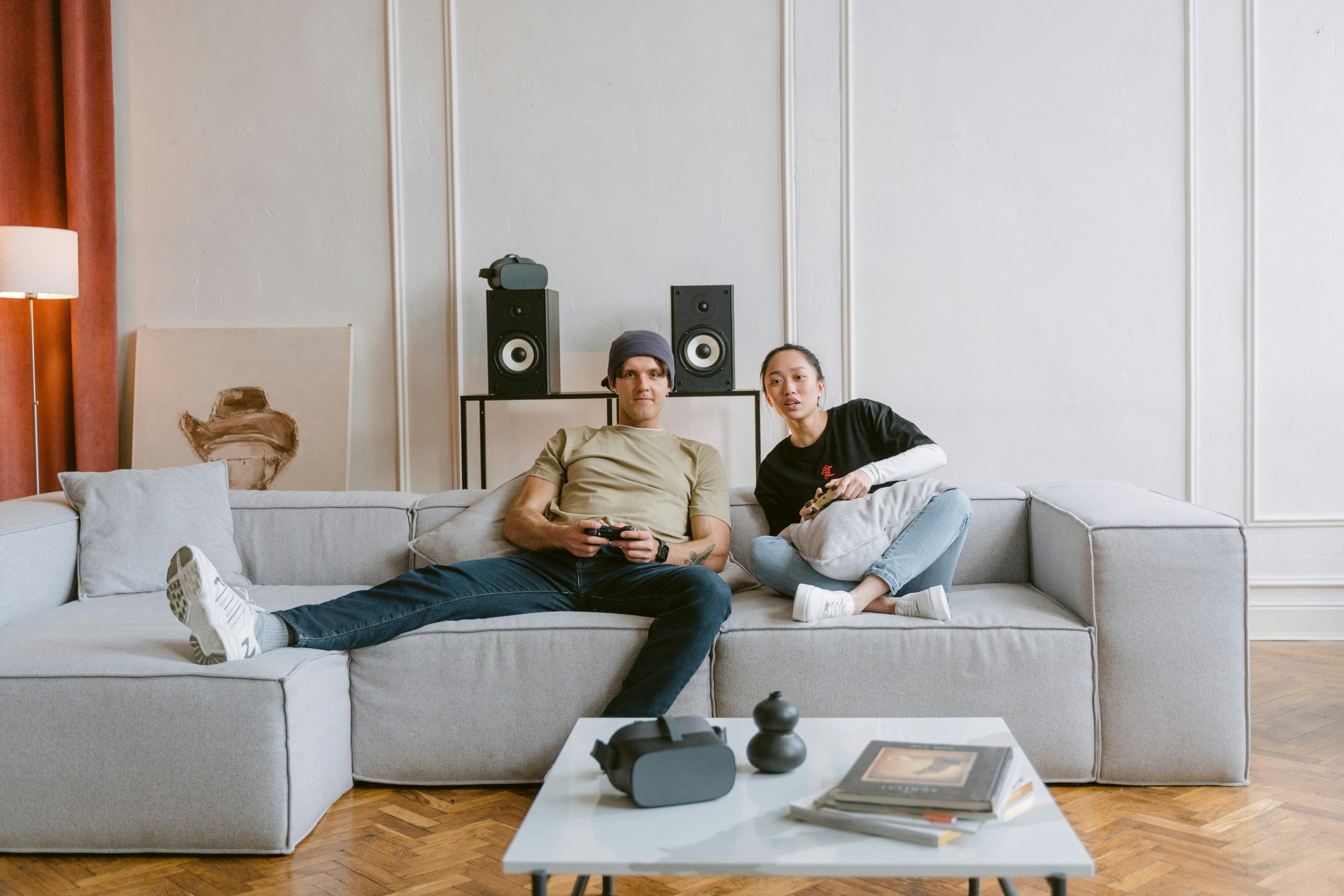 20251125215610 strengthening your relationship through co op gaming